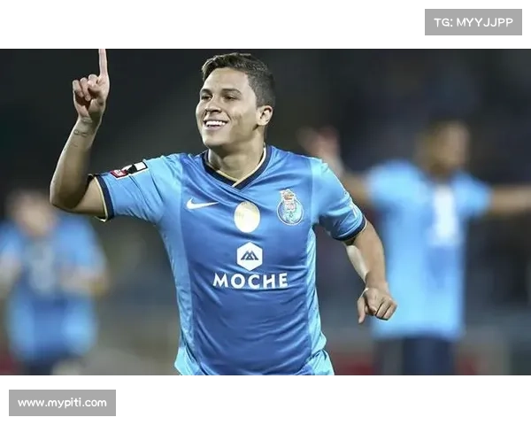 如何通过多种途径了解金特罗当前效力的现役足球俱乐部